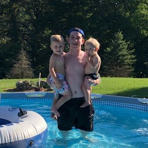 Meet your Posher, Bobby